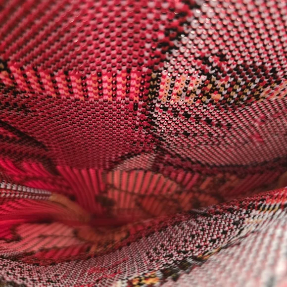 Manekineko Lucky Cat Red Knit Soft Tote Bag Small - Picture 7 of 7